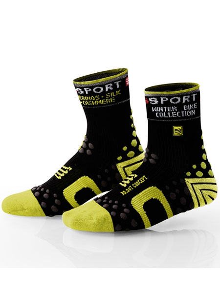 COMPRESSPORT Winter BIKE Socks:BLACK green